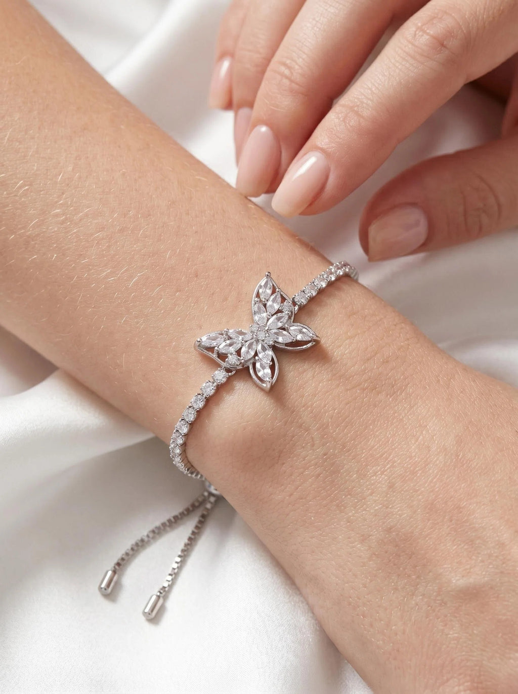 Crystal Butterfly Slider Bracelet – Elegant Adjustable Jewelry for Women