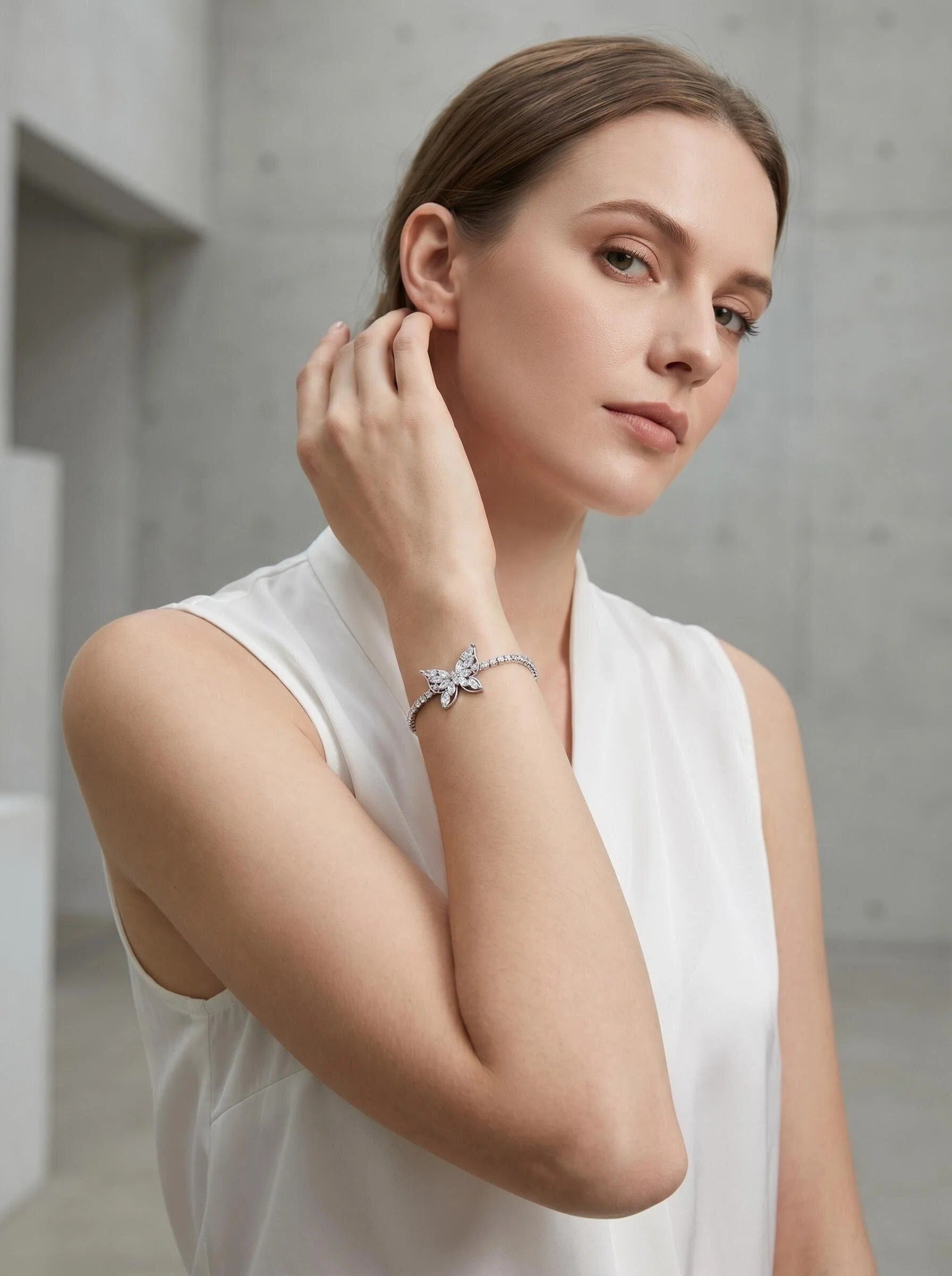 Crystal Butterfly Slider Bracelet – Elegant Adjustable Jewelry for Women